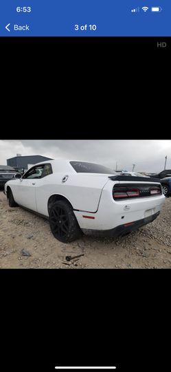 Parts 2015-2020 Dodge Challenger Door