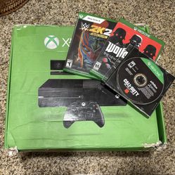 Xbox One 500GB In Box 