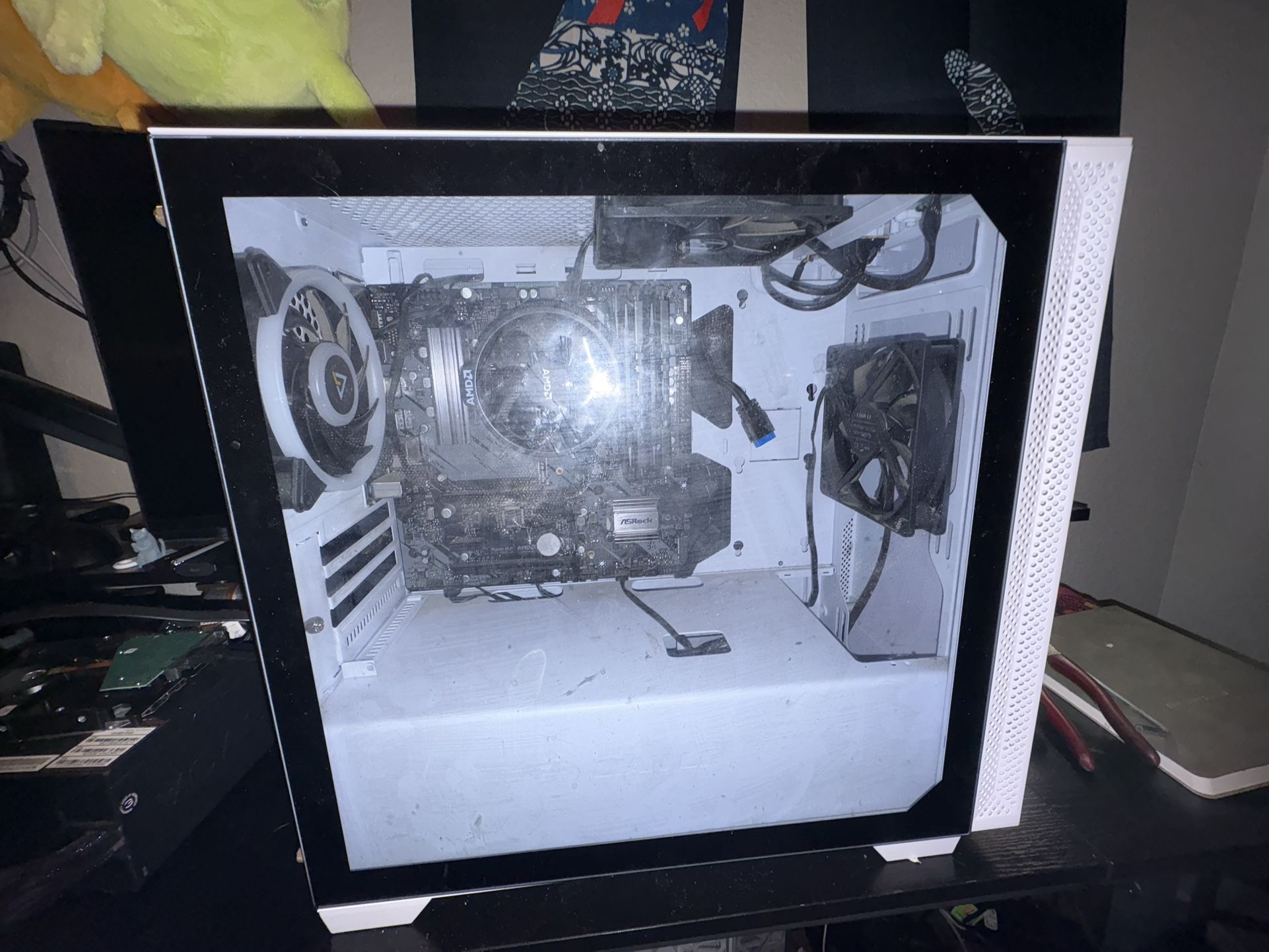 PC (selling whole or parts dm) 