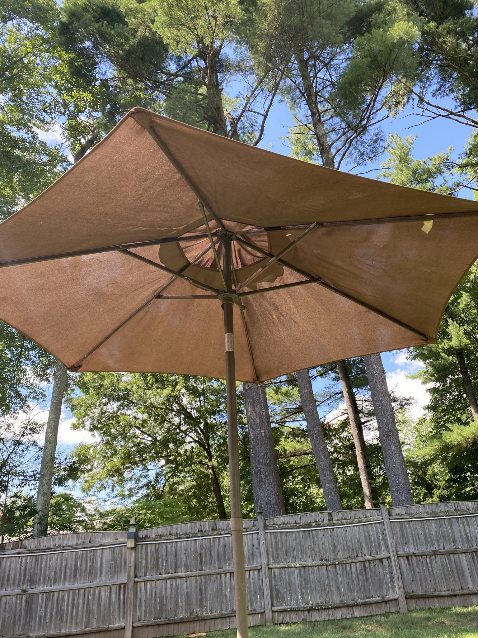 6’ Patio and Pool Umbrella 