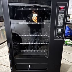 Vending Machine (broken But Everything Is Good)