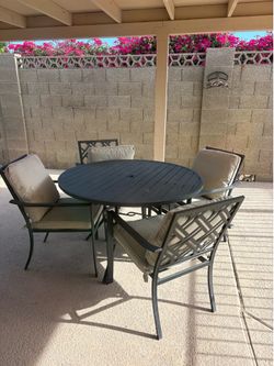 48” Round Outdoor Patio Dining Table Set - 4 Cushioned Chairs