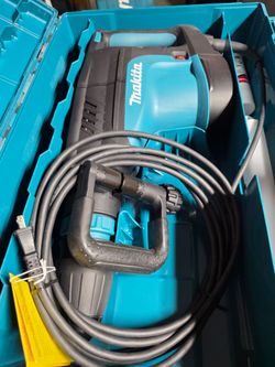 Makita 14 Amp SDS-MAX Corded Variable Speed 20 lb. Demolition Hammer w/ Soft Start, Side Handle, Bull Point and Hard Case