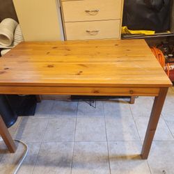 Pine Table