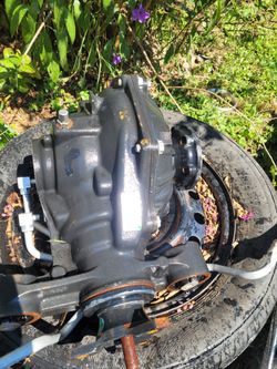 16 To 23 Camaro 6.2l Differential Auto Trans 30k Miles