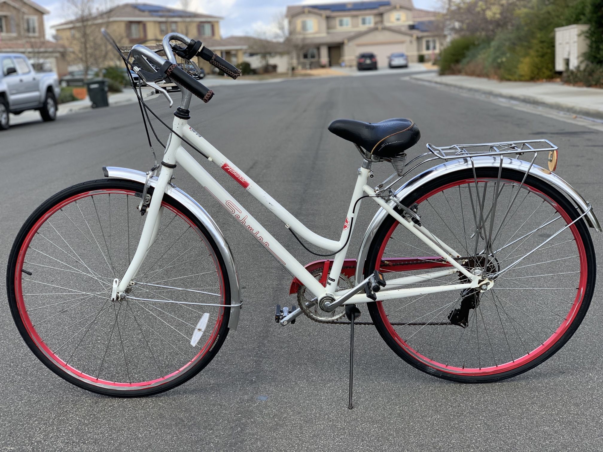Vintage Schwinn Admiral 28” Speed Touring Bike