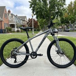 Nishiki Colorado 24" Youth Mountain Bike - Like New / Ridden Once