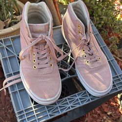 Women’s High Top Van