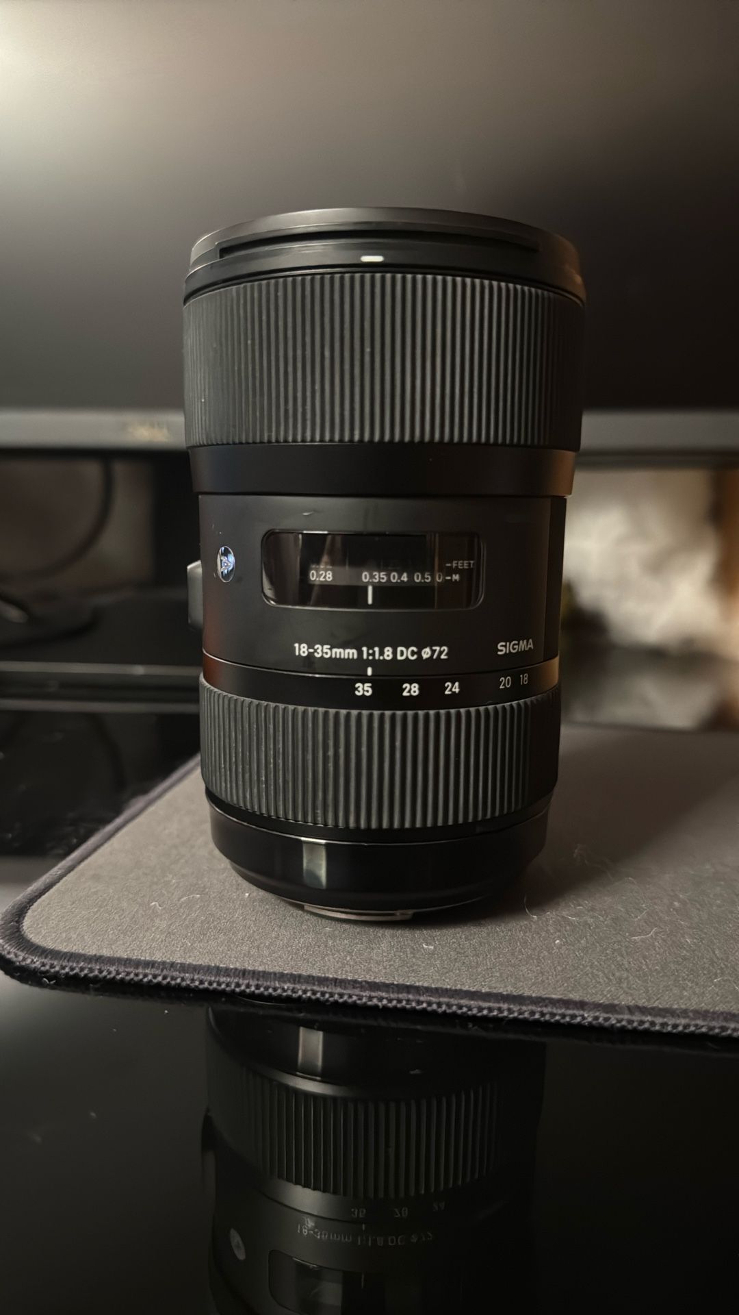 18-35mm F 1.8 DC CANON