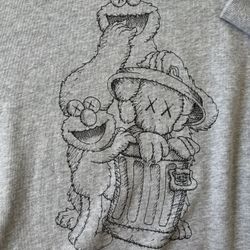 Rare Uniqlo x KAWS x Sesame Street Collab Sweatshirt Gray Size Medium