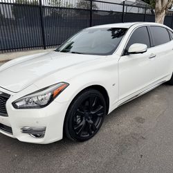 2015 Infiniti q70 L