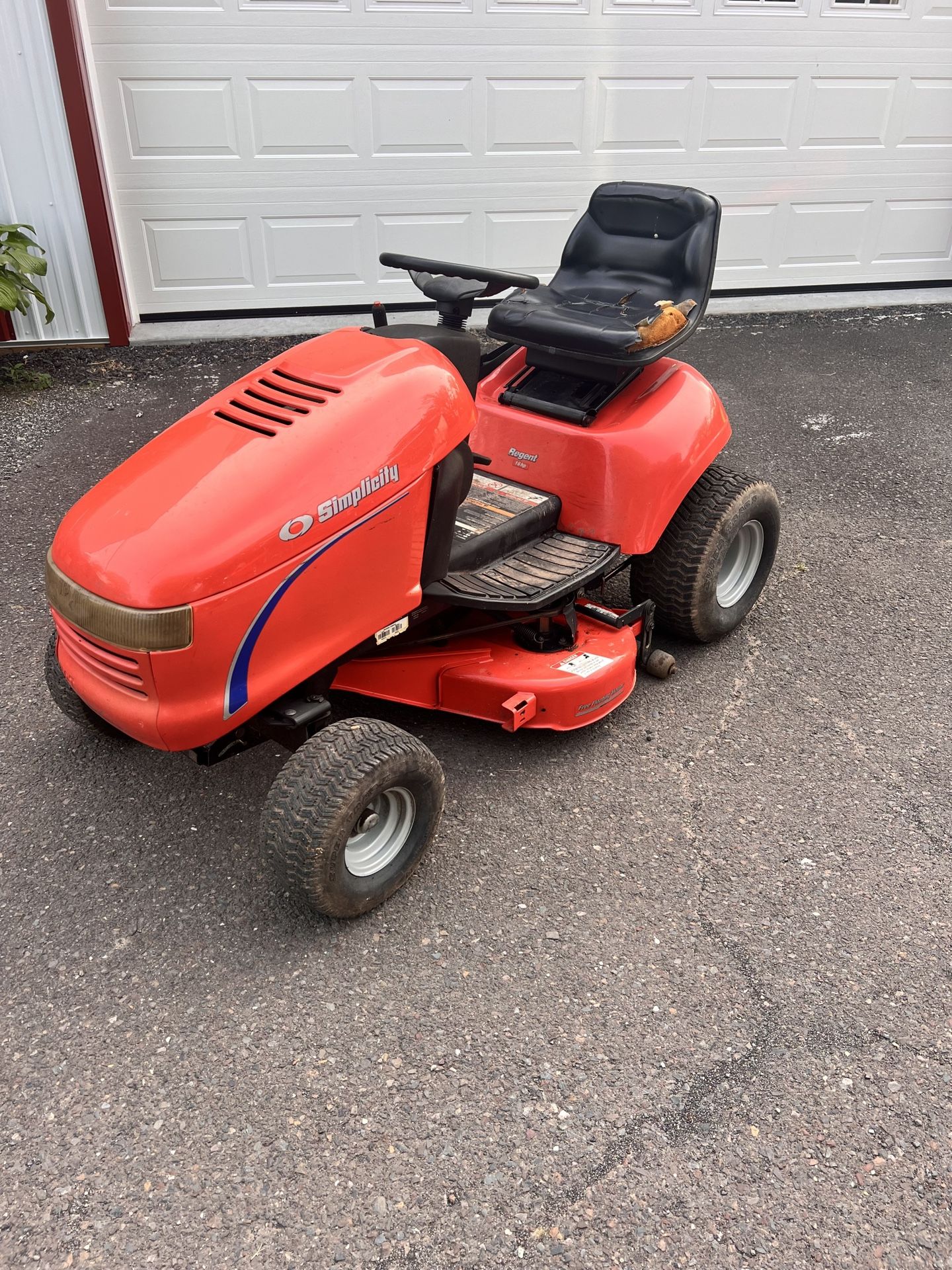 Simplicity Riding Mower