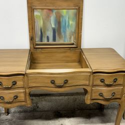 Ladies Makeup table, Vintage French Provincial Style Ladies Vanity, Makeup desk with mirror and drawers: 1940’s- 1950’s