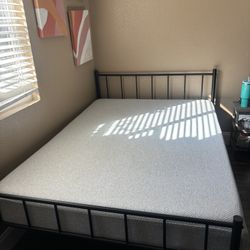 Queen Size Bed Frame & Mattress 