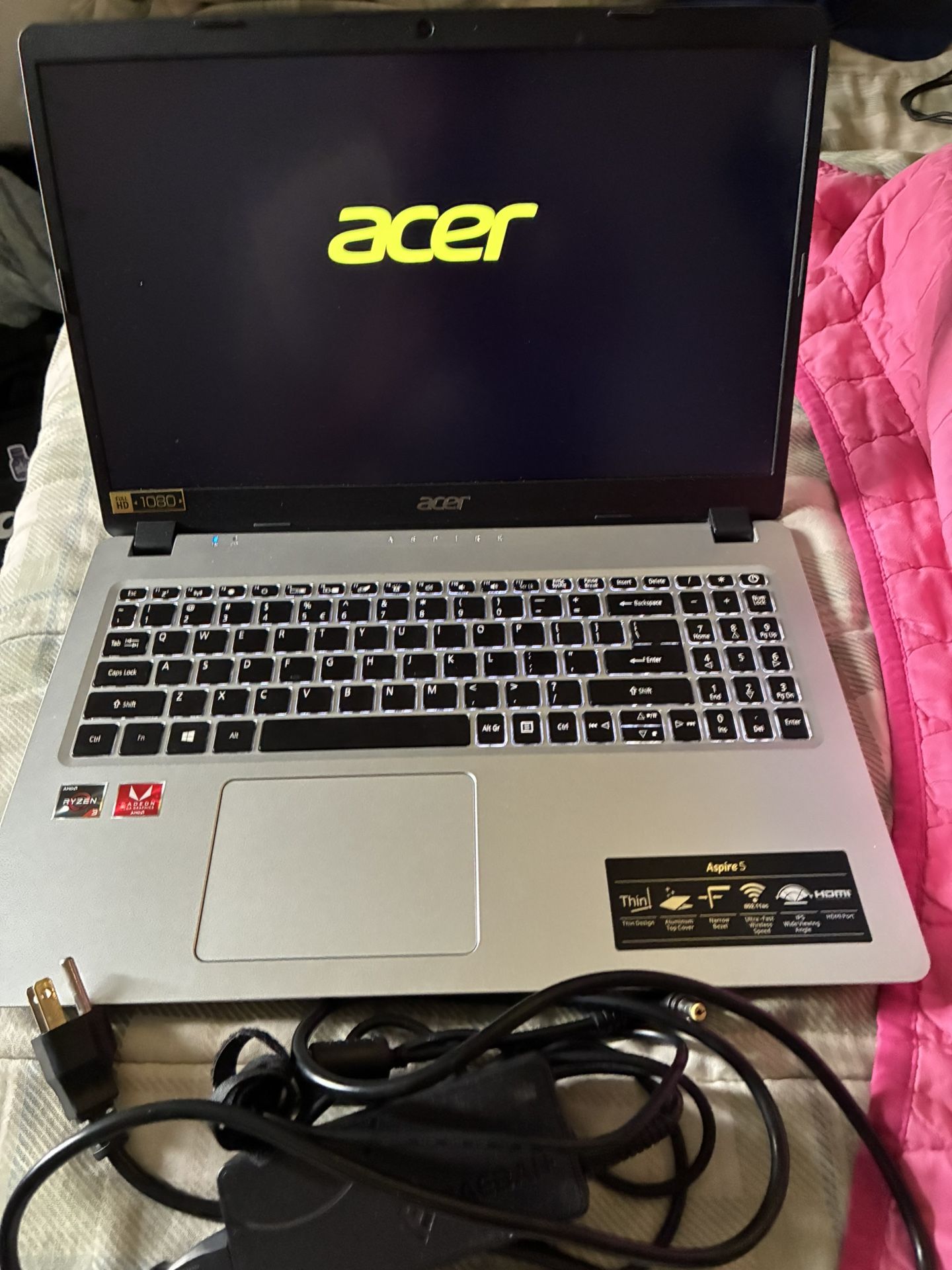 Acer Aspire 5 A515-43 • Ryzen 3 3200U • 16 GB RAM • 340 GB SSD • Windows 11 Home
