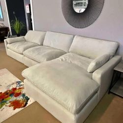 ASHLEY SOPHIA  SECTIONAL SOFA COUCH 