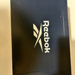 Womens Classic Leather Shoes- Reebok