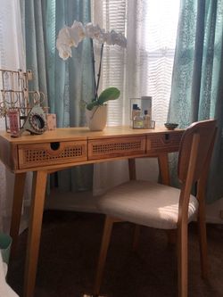 Mid-Century Modern Chair