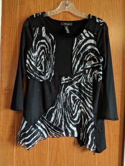 Petite Medium Animal Print Top