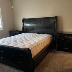 Cali King Bedroom Set