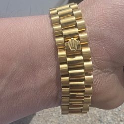 Beautiful men's watch