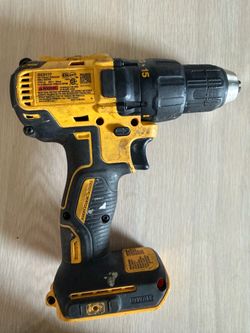 DeWalt DCD777 20V Max brushless cordless 1/2 inch drill driver, tool only