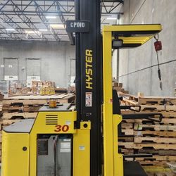 Hyster Order Picker