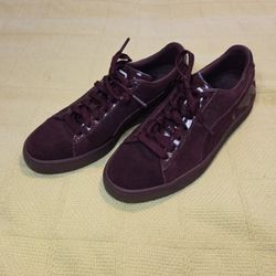 women's Puma Sneakers 