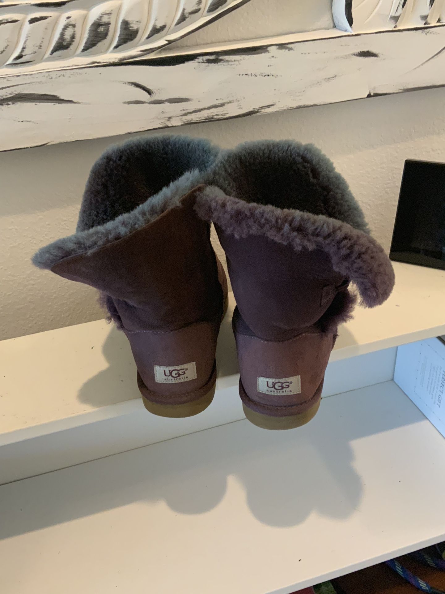 Ugg Women’s Bailey Button Boots plum color Size 10