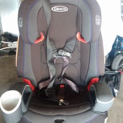 Graco Slim fit 3 In 1 Car Seat