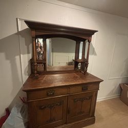 Antique Solid Oak Sideboard Buffet with Mirror – Excellent Condition