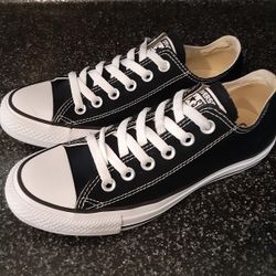 Converse womens 6.5 Like new 