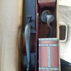 Door handles (chapa)