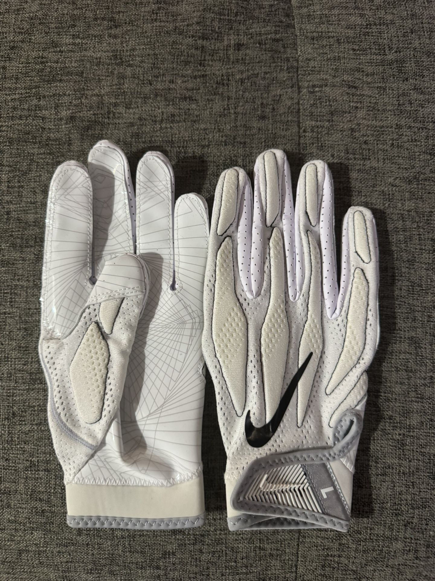 Nike Football Gloves