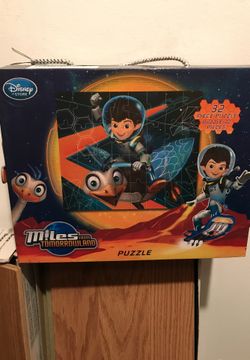 Disney Store Miles From Neverland Puzzle Brand New
