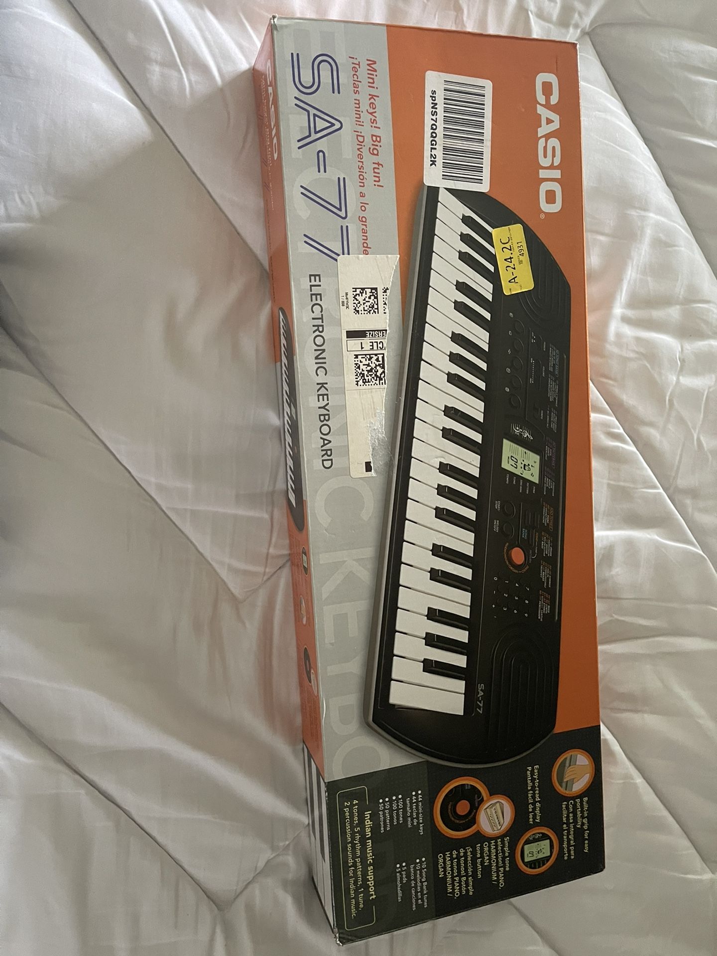 CASIO Electronic Keyboard