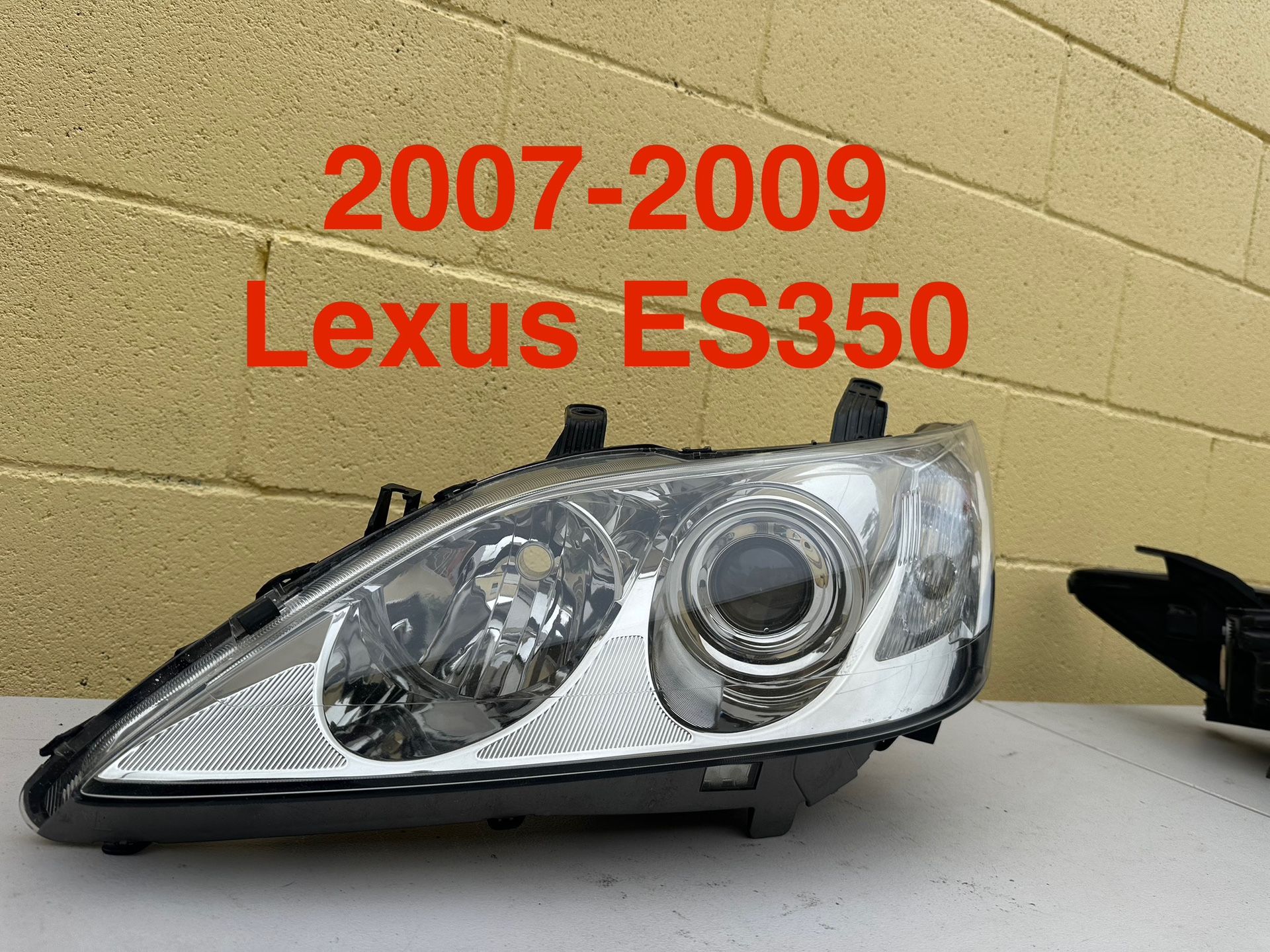 2007-2009 Lexus ES350 Headlight OEM 