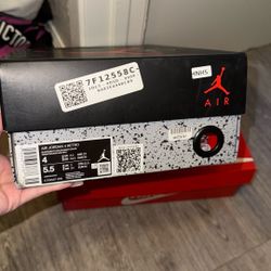 Red Thunder Retro 4s