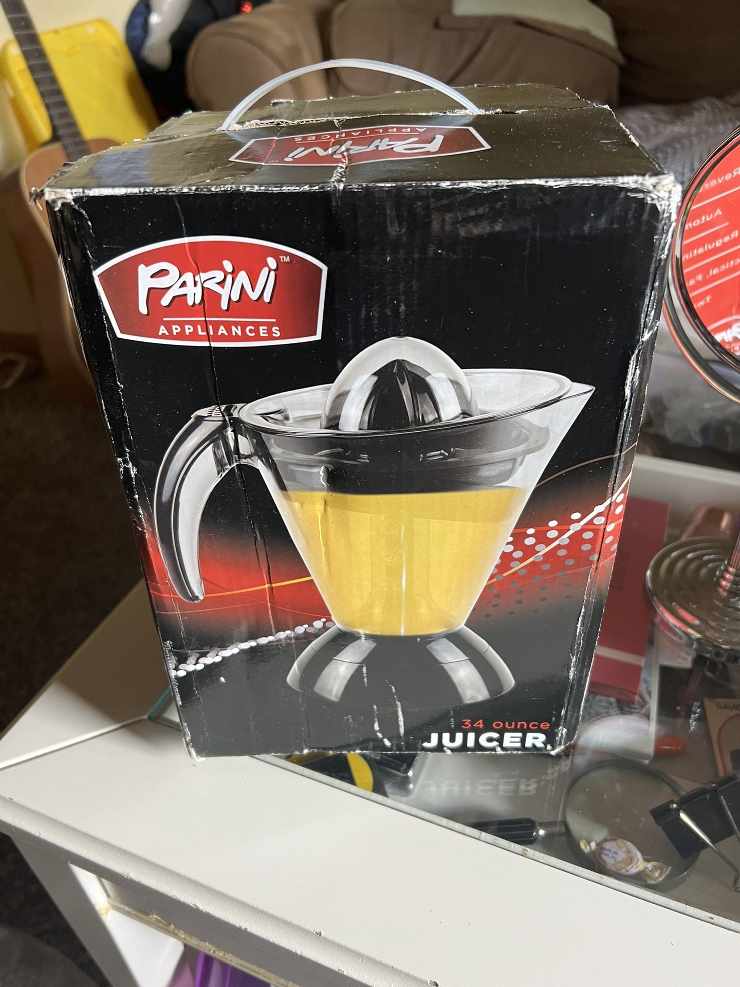 Parini Appliances 34 Oz Citrus Press Juicer Extractor Two Cone Sizes NEW IN BOX