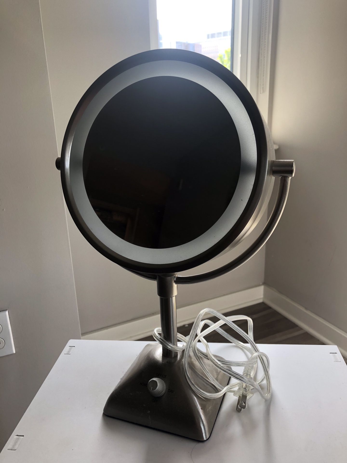 Two-Sided Vanity Mirror