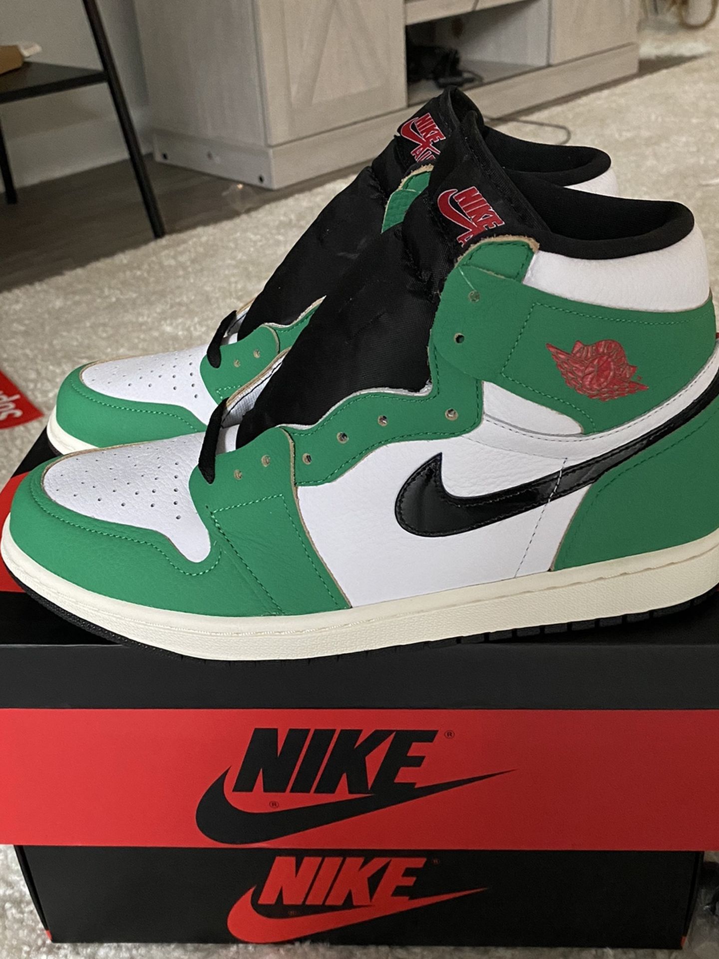 DS Lucky Green Jordan 1 High Size 12W/10.5M
