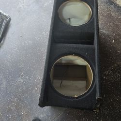2 12" Skar Subwoofer Box