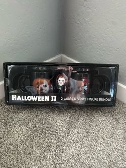 New Halloween 2 mugs and vinyl figure set