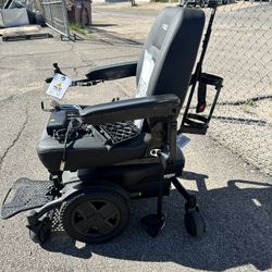 Pride Jazzy Evo 613 Power Wheelchair – New Condition