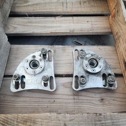 UPR caster Camber Plates Mustang 94-04