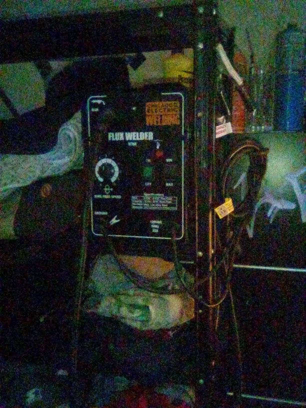 Flux Welder