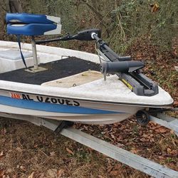 Boat For Sell 1,200 Obo