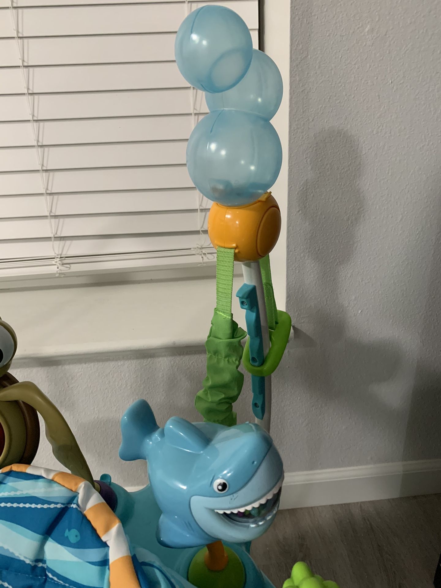 Finding Nemo activity bouncer