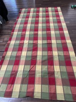 Vintage avon HomeFashions Tablecloth 108x60 