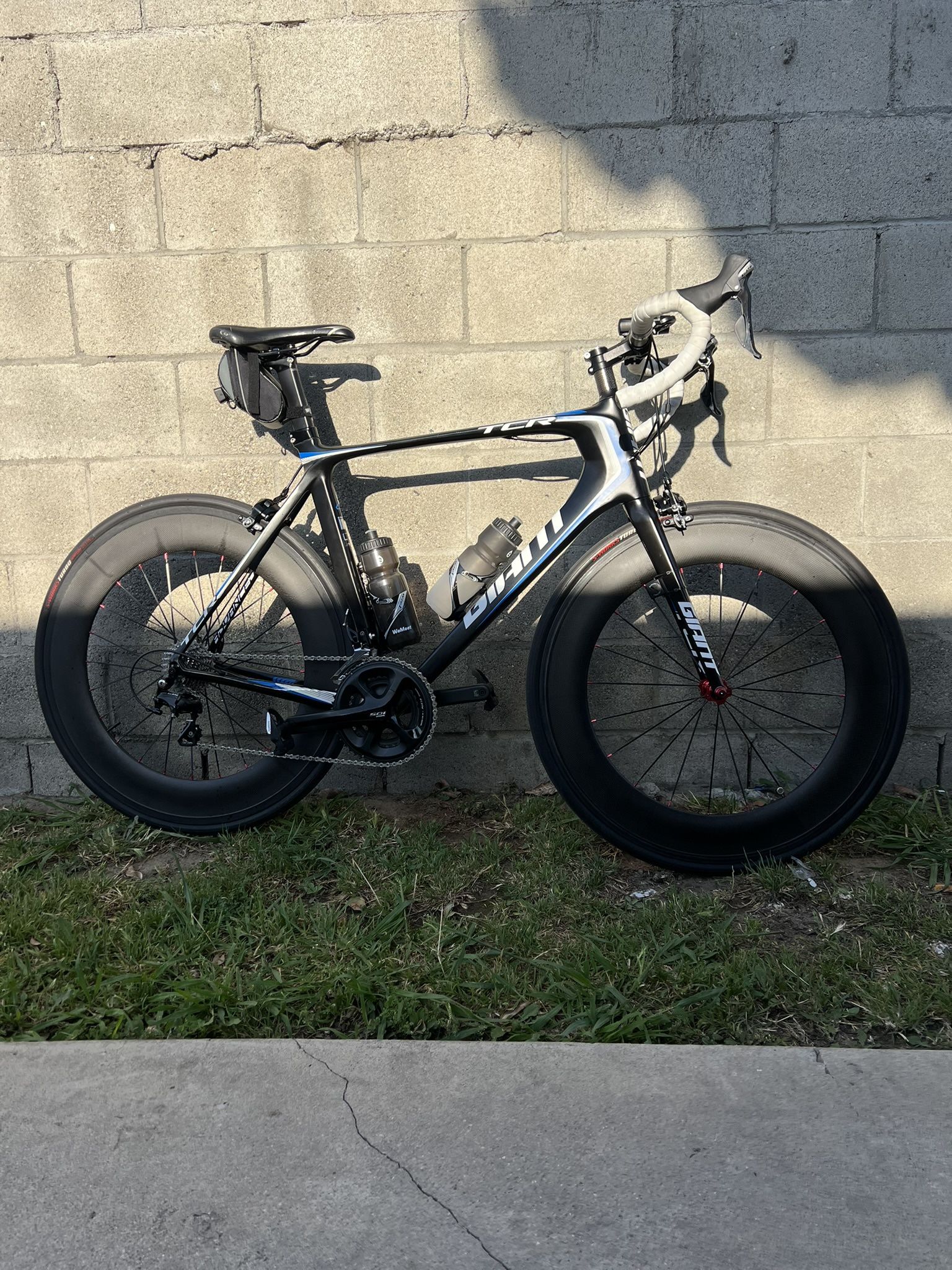 Giant Road Bike